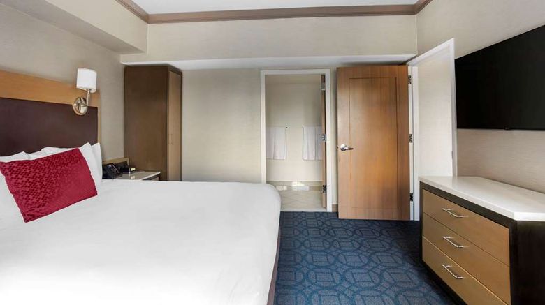 <b>The Hilton Club New York Room</b>. Images powered by <a href="https://iceportal.shijigroup.com/" title="IcePortal" target="_blank">IcePortal</a>.