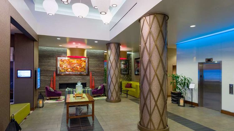 Hilton Garden Inn NY - Midtown East Lobby