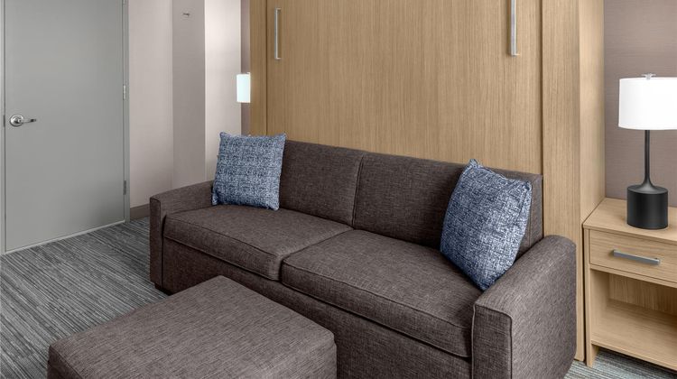 Hilton Garden Inn NY - Midtown East Room