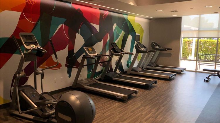 Hampton Inn & Suites Staten Island Health