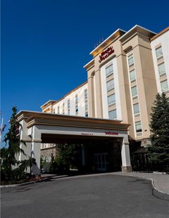 Hampton Inn & Suites Staten Island