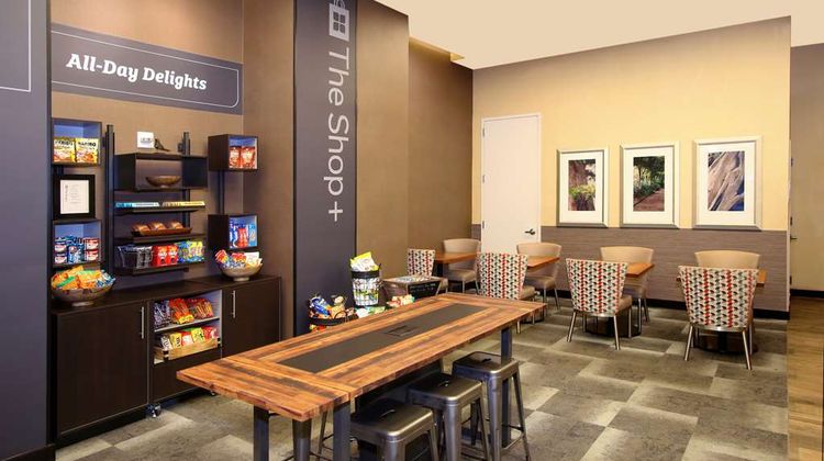 Hilton Garden Inn New York/West 35th St Restaurant
