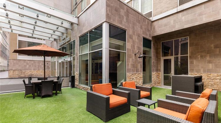 Hilton Garden Inn New York/West 35th St Exterior