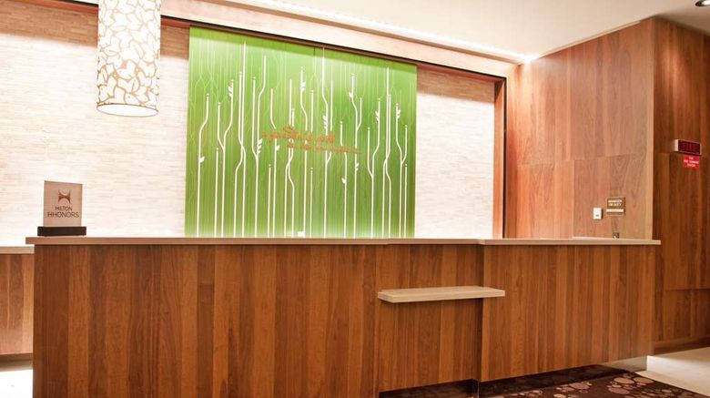 <b>Hilton Garden Inn/Central Park South Lobby</b>. Images powered by <a href="https://iceportal.shijigroup.com/" title="IcePortal" target="_blank">IcePortal</a>.