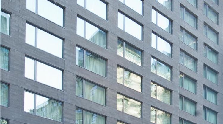 Hilton Garden Inn/Central Park South Exterior