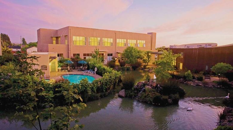 <b>Doubletree Napa Valley - American Canyon Exterior</b>. Images powered by <a href="https://iceportal.shijigroup.com/" title="IcePortal" target="_blank">IcePortal</a>.