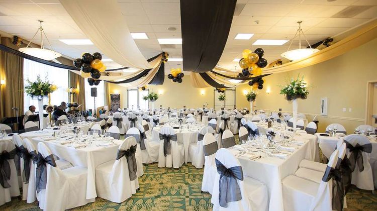 Doubletree Napa Valley - American Canyon Restaurant