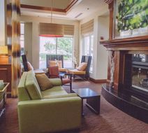 Hilton Garden Inn Fairfield Lobby