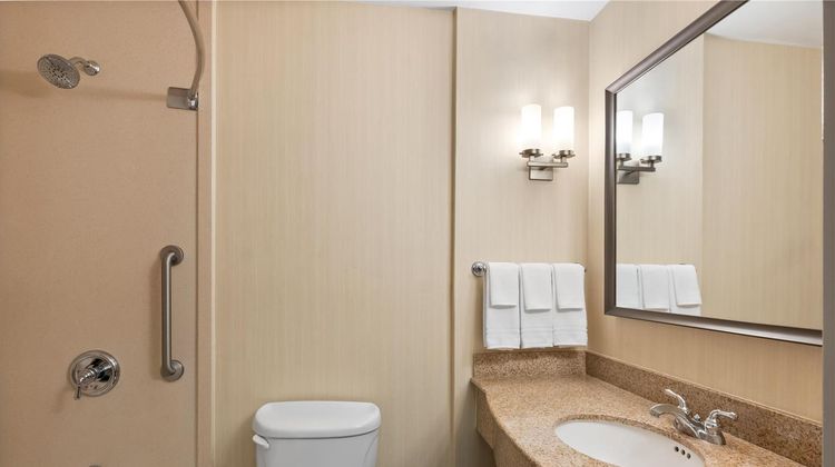 Hilton Garden Inn Fairfield Room