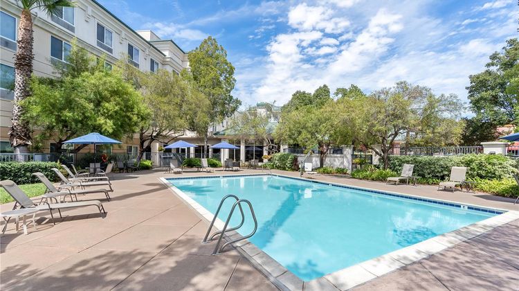 Hilton Garden Inn Fairfield Pool