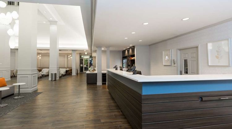 Hilton Garden Inn Oakland/San Leandro Lobby