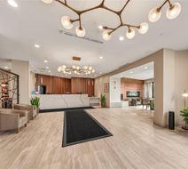 Hilton Chicago/Oak Lawn Lobby