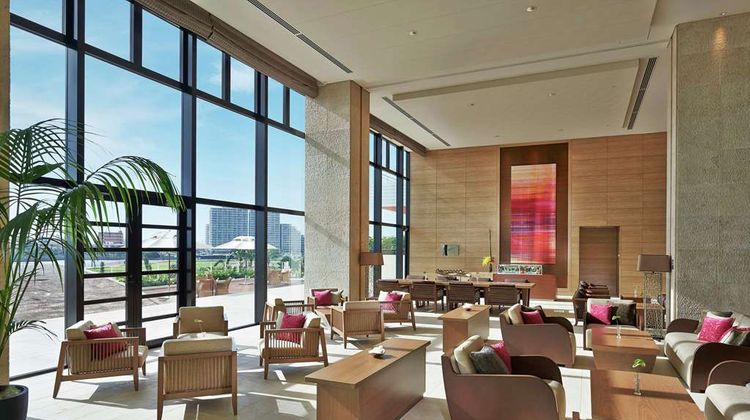 Hilton Okinawa Chatan Resort Lobby