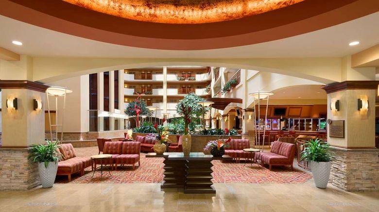 <b>Embassy Suites Norman Hotel & Conference Lobby</b>. Images powered by <a href="https://iceportal.shijigroup.com/" title="IcePortal" target="_blank">IcePortal</a>.