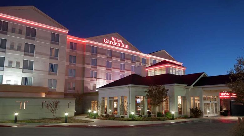 <b>Hilton Garden Inn Oklahoma City Midtown Exterior</b>. Images powered by <a href="https://iceportal.shijigroup.com/" title="IcePortal" target="_blank">IcePortal</a>.
