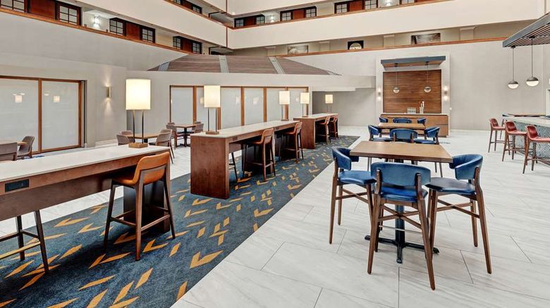 <b>Embassy Suites Oklahoma City Airport Restaurant</b>. Images powered by <a href="https://iceportal.shijigroup.com/" title="IcePortal" target="_blank">IcePortal</a>.