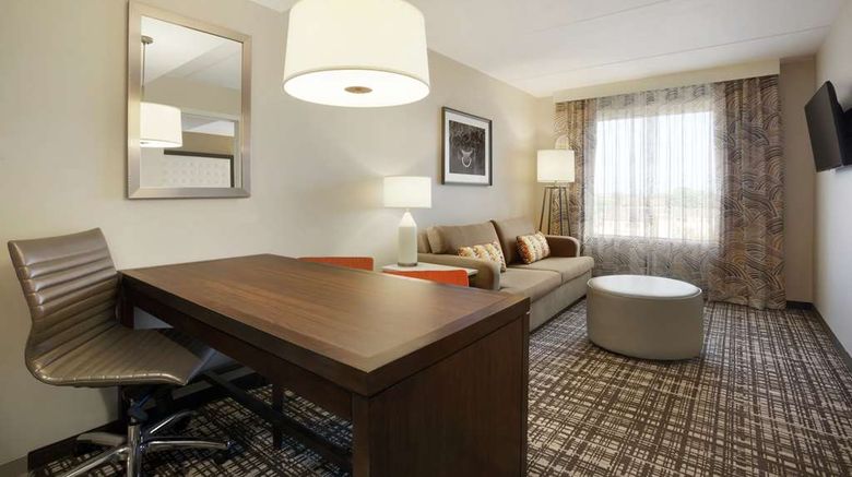 <b>Embassy Suites Oklahoma City Dtwn Room</b>. Images powered by <a href="https://iceportal.shijigroup.com/" title="IcePortal" target="_blank">IcePortal</a>.