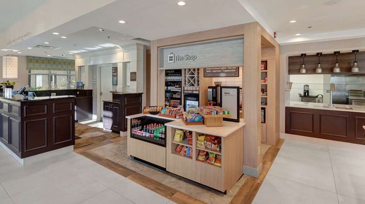 Hilton Garden Inn North/Quail Springs Lobby