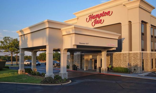 Hampton Inn Oklahoma City Exterior