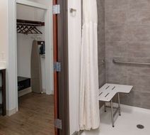 DoubleTree by Hilton Olympia Room