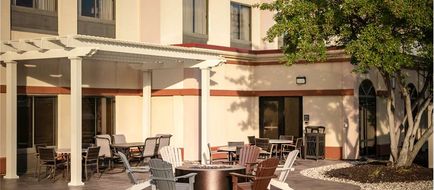 Hampton Inn Council Bluffs Exterior