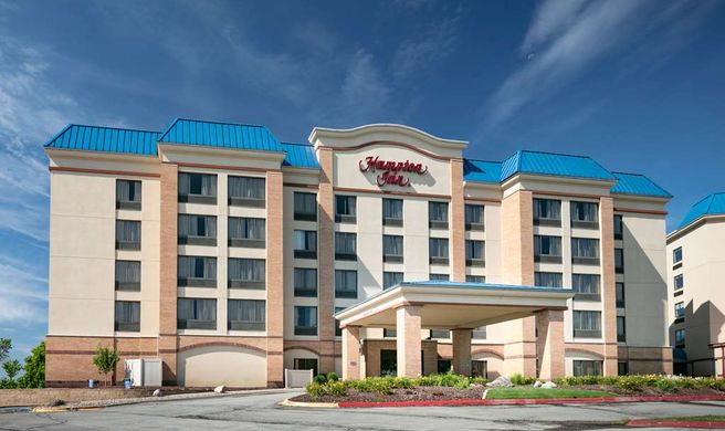 Hampton Inn Council Bluffs Exterior