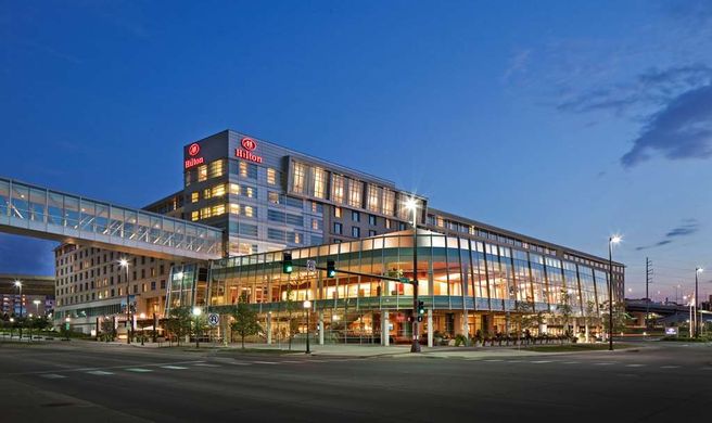 Hilton Omaha Exterior
