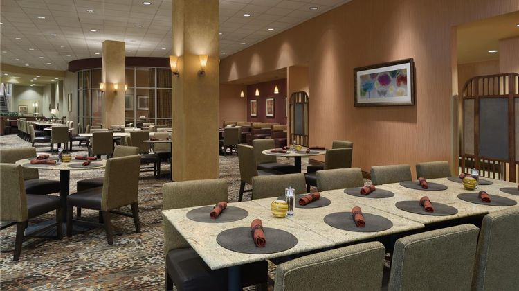 Embassy Suites Omaha Restaurant