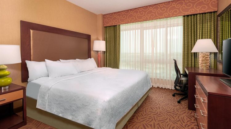 Embassy Suites Omaha Room
