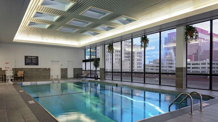 DoubleTree by Hilton Hotel Downtown Pool
