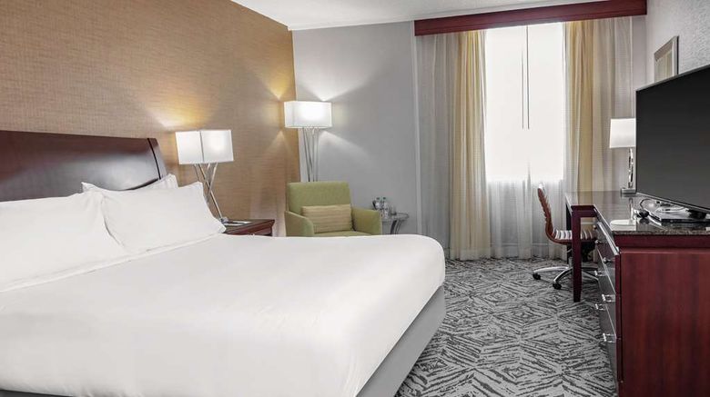 <b>DoubleTree by Hilton Hotel Downtown Room</b>. Images powered by <a href="https://iceportal.shijigroup.com/" title="IcePortal" target="_blank">IcePortal</a>.
