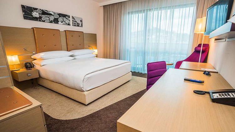 DoubleTree by Hilton Hotel Oradea Room