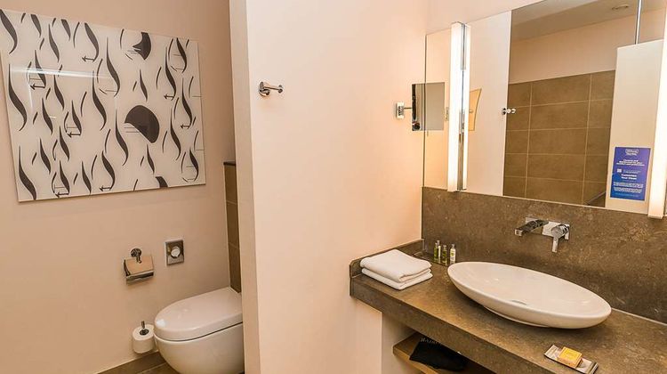 DoubleTree by Hilton Hotel Oradea Room