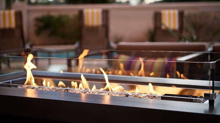 DoubleTree by Hilton Irvine - Spectrum Exterior
