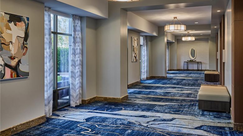 <b>DoubleTree by Hilton Irvine - Spectrum Meeting</b>. Images powered by <a href="https://iceportal.shijigroup.com/" title="IcePortal" target="_blank">IcePortal</a>.