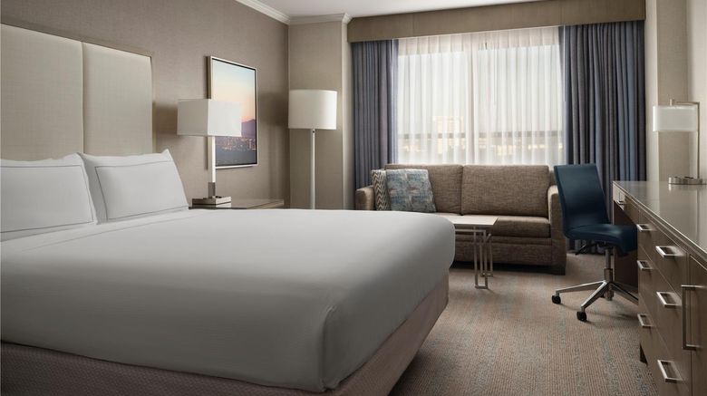 <b>DoubleTree by Hilton Irvine - Spectrum Room</b>. Images powered by <a href="https://iceportal.shijigroup.com/" title="IcePortal" target="_blank">IcePortal</a>.