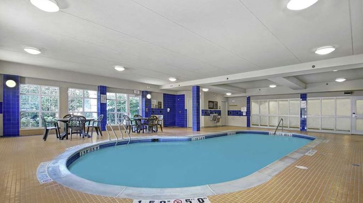 Homewood Suites Burlington Pool