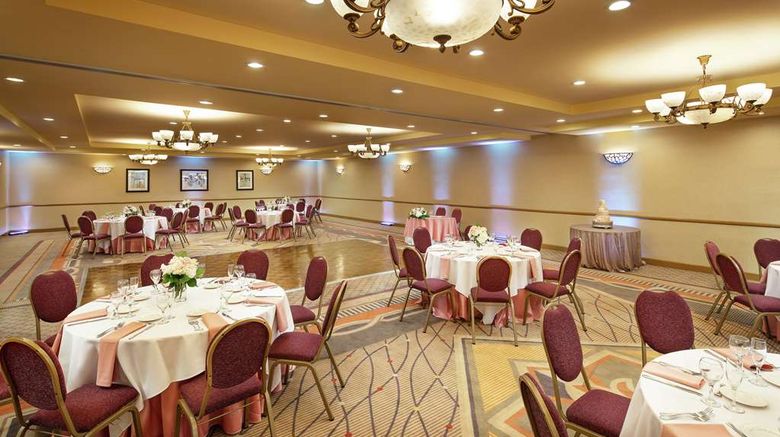 <b>Doubletree by Hilton Hotel Claremont Meeting</b>. Images powered by <a href="https://iceportal.shijigroup.com/" title="IcePortal" target="_blank">IcePortal</a>.