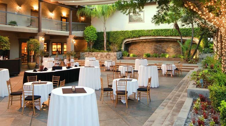 <b>Doubletree by Hilton Hotel Claremont Exterior</b>. Images powered by <a href="https://iceportal.shijigroup.com/" title="IcePortal" target="_blank">IcePortal</a>.