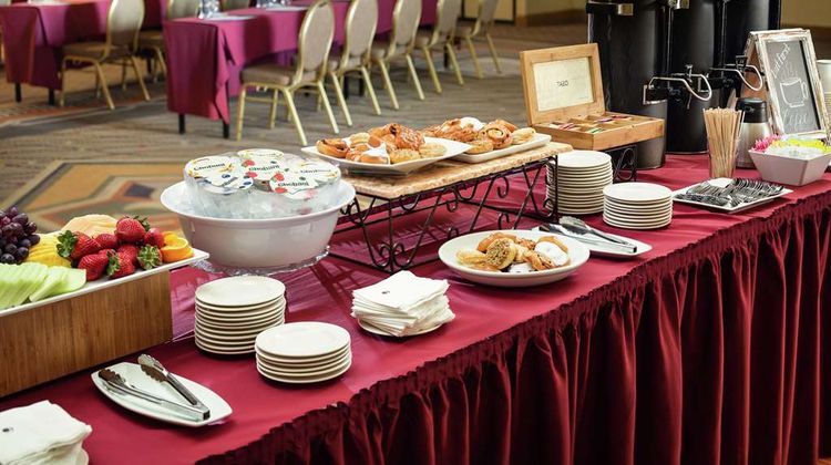 Doubletree by Hilton Hotel Claremont Restaurant