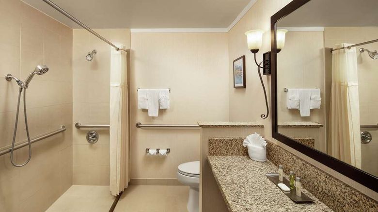 <b>Doubletree by Hilton Hotel Claremont Room</b>. Images powered by <a href="https://iceportal.shijigroup.com/" title="IcePortal" target="_blank">IcePortal</a>.