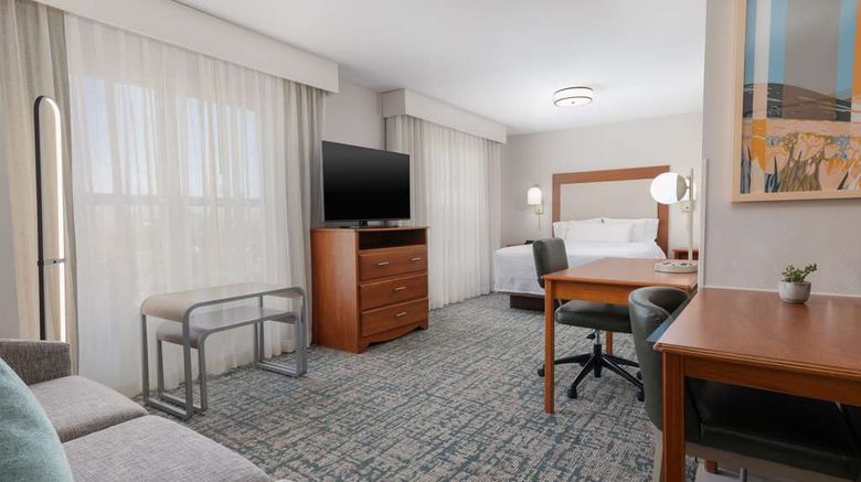 <b>Homewood Suites by Hilton Ontario Room</b>. Images powered by <a href="https://iceportal.shijigroup.com/" title="IcePortal" target="_blank">IcePortal</a>.
