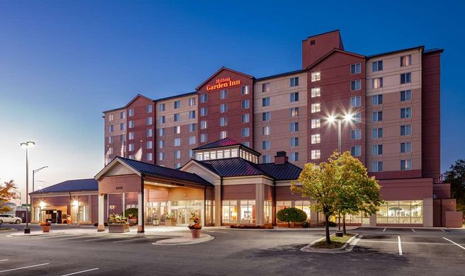 Hilton Garden Inn Chicago O'Hare Airport Exterior
