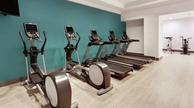 <b>Hilton Garden Inn Evanston Health</b>. Images powered by <a href="https://iceportal.shijigroup.com/" title="IcePortal" target="_blank">IcePortal</a>.