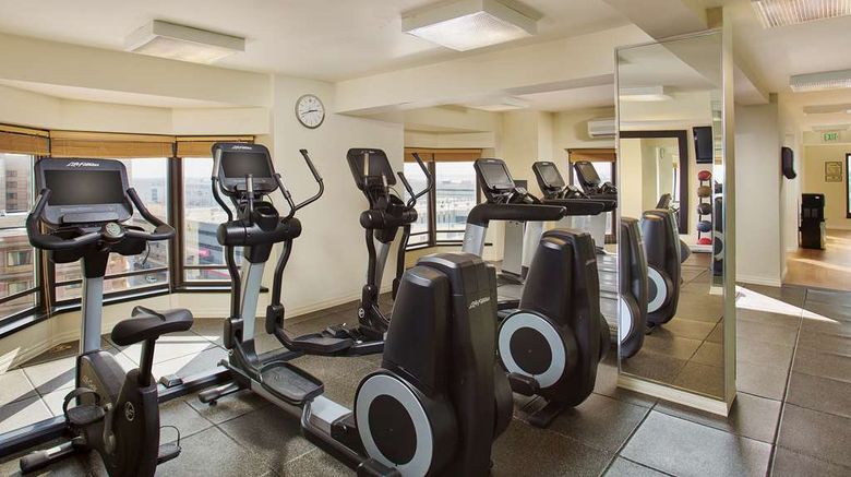 <b>Hilton Rosemont/Chicago O'Hare Health</b>. Images powered by <a href="https://iceportal.shijigroup.com/" title="IcePortal" target="_blank">IcePortal</a>.