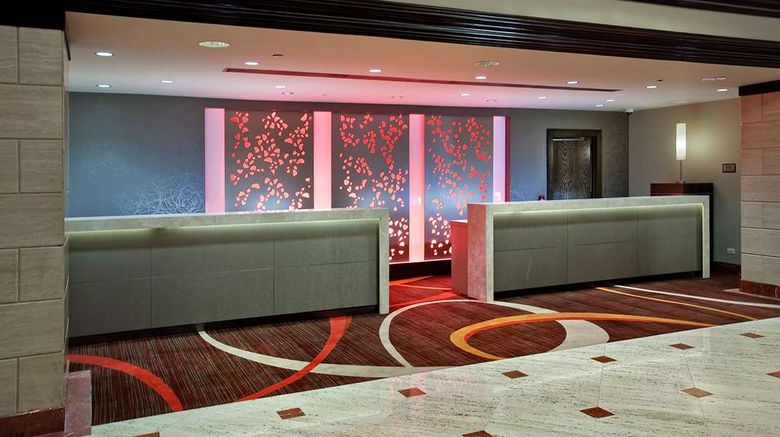 <b>Hilton Rosemont/Chicago O'Hare Lobby</b>. Images powered by <a href="https://iceportal.shijigroup.com/" title="IcePortal" target="_blank">IcePortal</a>.