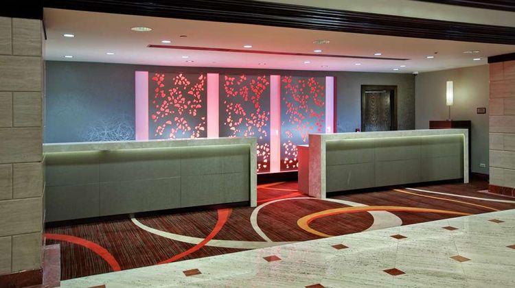 Hilton Rosemont/Chicago O'Hare Lobby