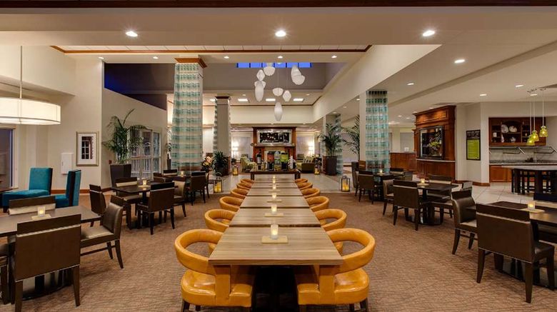 <b>Hilton Garden Inn Lake Forest Mettawa Restaurant</b>. Images powered by <a href="https://iceportal.shijigroup.com/" title="IcePortal" target="_blank">IcePortal</a>.