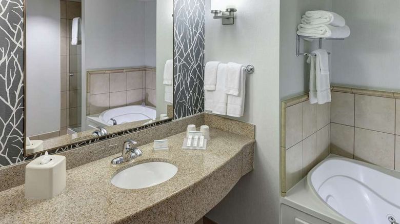<b>Hilton Garden Inn Lake Forest Mettawa Room</b>. Images powered by <a href="https://iceportal.shijigroup.com/" title="IcePortal" target="_blank">IcePortal</a>.