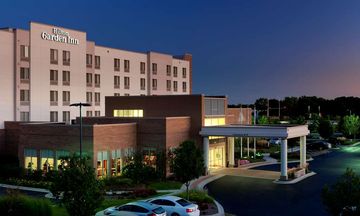 Hilton Garden Inn Lake Forest Mettawa